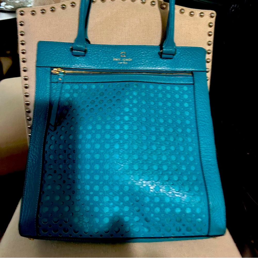 Heavy duty fashionable spacious Kate Spade Bag.Aqua